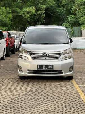 Jual bekas Toyota Vellfire 2.4 V 2010,lokasi di Jakarta Selatan