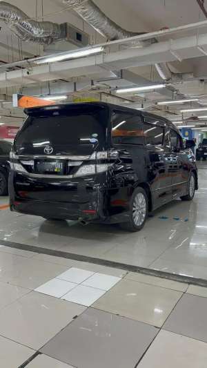 Jual bekas Toyota Vellfire 2.4 Z Audioless 2012 DP 18JT,lokasi di Jakarta Timur
