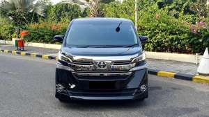 Jual bekas Toyota Vellfire 2.5 G ATPM Black on Black 2017 KM86rb Record Garansi,lokasi di Jakarta Timur