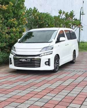 Jual bekas TOYOTA VELLFIRE GS PREM SOUND 2.4 2013,lokasi di Surabaya Kota