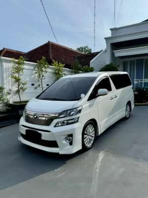 Jual bekas Toyota Vellfire ZG 2015,lokasi di Bandar Lampung Kota