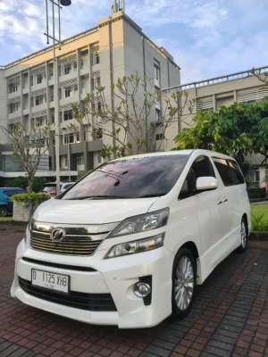 Jual bekas Toyota VELLFIRE ZG CBU JAPAN,lokasi di Bantul Kab.