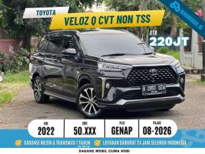 Jual bekas Toyota Veloz Q CVT 2022 Hitam,lokasi di Tangerang Selatan Kota