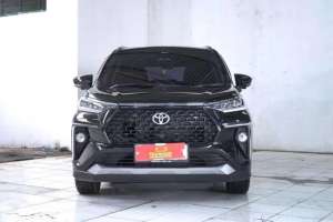 Jual bekas Toyota Veloz Q TSS CVT tahun 2022 hitam Low KM Avanza Matic AT,lokasi di  ,Jakarta Timur