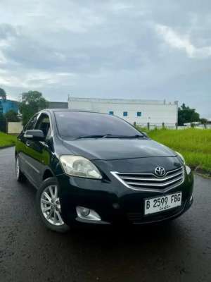 Jual bekas Toyota Vios G Matic 2011 NIK 2010 Facelift,lokasi di Bekasi Kab.