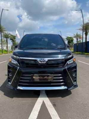 Jual bekas Toyota Voxy 2018 Bensin,lokasi di  ,Tangerang Kota