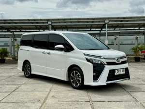Jual bekas Toyota Voxy 2019,lokasi di Tangerang Kota