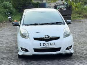 Jual bekas TOYOTA YARIS 1.5 S LIMITIED TRD 2010 CBU MATIC,lokasi di Semarang Kota