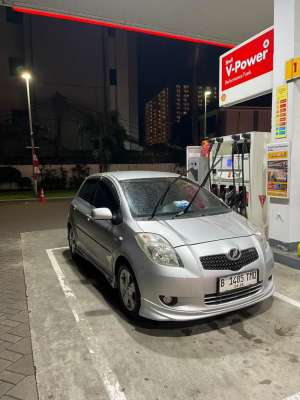 Jual bekas Toyota Yaris 2006 Bensin,lokasi di  