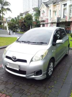 Jual bekas Toyota Yaris 2012 Bensin,lokasi di Tangerang Kota