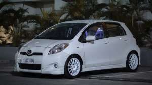 Jual bekas Toyota Yaris 2013 Bensin,lokasi di  ,Surabaya Kota