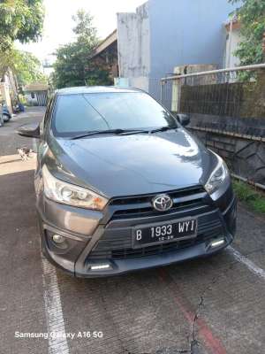 Jual bekas Toyota Yaris 2015 Bensin,lokasi di Bekasi Kota