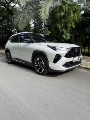 Jual bekas Toyota Yaris Cross 2024 Hybrid,lokasi di Bekasi Kota