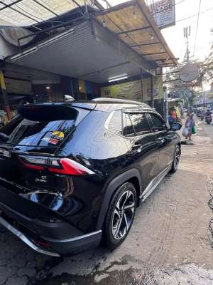 Jual bekas Toyota Yaris Cross 2024 Hybrid,lokasi di Tangerang Kota