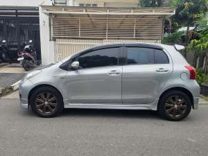 Jual bekas Toyota Yaris E 2013 Manual,lokasi di Medan Kota