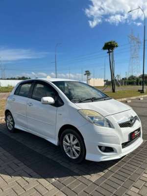 Jual bekas TOYOTA YARIS S LIMITED2010,lokasi di Jakarta Selatan