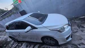 Jual bekas Toyota Yaris TRD 1.5 tahun 2014 Putih,lokasi di Tangerang Selatan Kota