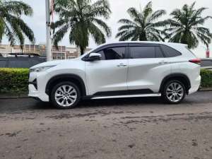 Jual bekas Toyota zenix Q tss cvt modelista,lokasi di Jakarta Timur