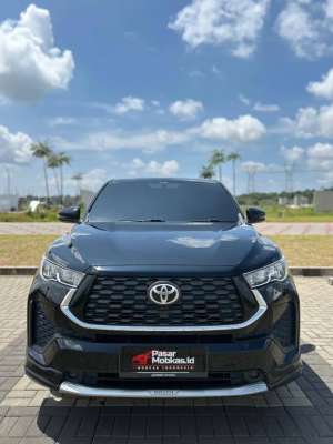 Jual bekas TOYOTA ZENIX V MODELISTA AT MATIC 2023 GANJIL,lokasi di Tangerang Kota