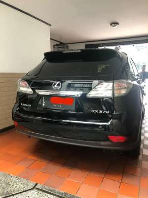 Jual bekas ToyotaLexusPerorangan tangan 1 pertama orisinil semua brand dr LEXUS,lokasi di Surabaya Kota