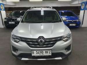 Jual bekas Triber Km29Rb RXZ AT 2022 FullOriginal SepertiBaru Gressssss Istimewa,lokasi di Jakarta Selatan