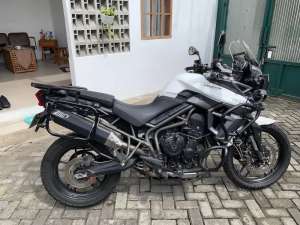 Jual bekas Triumph Tiger XR 800,lokasi di Bandung Kota