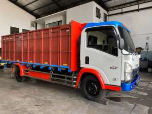 Jual bekas Truk ELF 6rdLong Th2023 Bak Kayu Antik,lokasi di Surabaya Kota