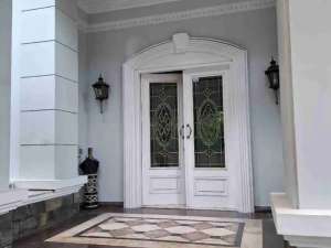 TURUN HARGA 18M Rumah Mewah Hoek Kebayoran BaruLT 1026m Ada Kolam RenangBasement lokasi di Jakarta Selatan, tersedia melalui melalui situs Olx