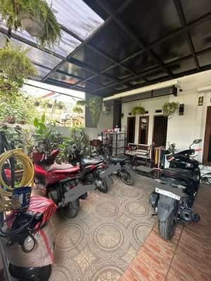 TURUN HARGA Di Jual Rumah siap huni di komplek UI tanah Baru Beji Depok lokasi di Depok Kota, tersedia melalui melalui situs Olx