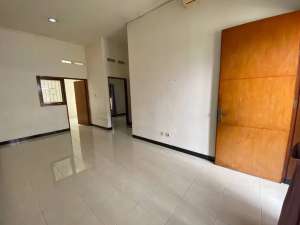 Turun Harga Rumah Dikontrak BulananTahunan di Baleendah Dekat Universitas Telkom lokasi di Bandung Kab., tersedia melalui melalui situs Olx
