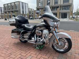 Jual bekas ULTRA CVO 2013 FULL PAPER,lokasi di Bandung Kota