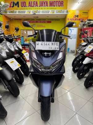Jual bekas Unit Istimewa Honda PCX 160 Cbs th 2023,lokasi di Gresik Kab.