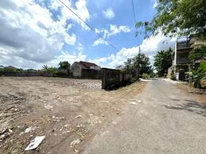 Utara Kampus UGM Jogja, Kawasan Kos, Cafe Homestay lokasi di Sleman Kab., tersedia melalui melalui situs Olx