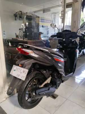 Jual bekas Vario 125 CC thn 2017 cash. Bali dharma motor,lokasi di Kab. Badung