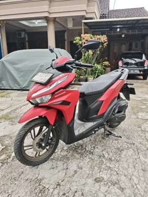 Jual bekas Vario 125 gen2 keyless 2025 lengkap hidup,lokasi di Tangerang Selatan Kota