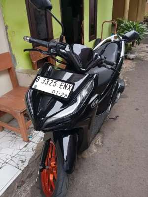 Jual bekas vario 125 jual bu,lokasi di Sukmajaya