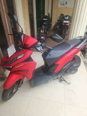 Jual bekas Vario 125 k2v 2025keyleas remote 2 wajib low km 1ribuan gbm,lokasi di Sleman Kab.