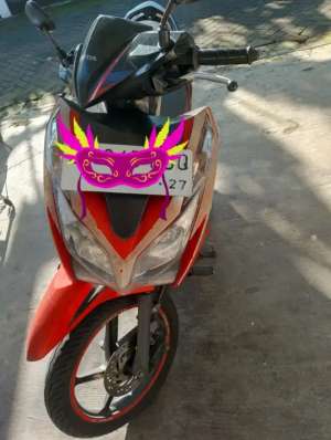Jual bekas Vario 125 KZR milik sendiri,lokasi di Malang Kab.