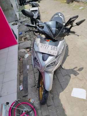 Jual bekas Vario 125 kzr old,lokasi di Jakarta Timur