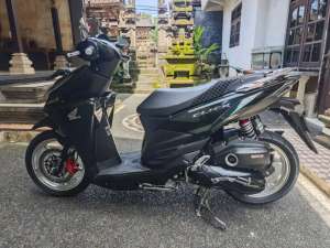 Jual bekas Vario 125 LED old tahun 2016 pajak on, surat lengkap,lokasi di Kab. Badung
