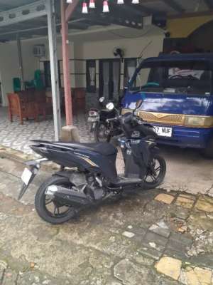 Jual bekas Vario 125 New CBS ISS 2023 KEYLES,lokasi di Tangerang Selatan Kota