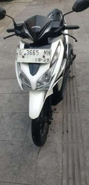 Jual bekas Vario 125 th 2014 mulus pool pjk 08-2026,lokasi di  ,Surabaya Kota
