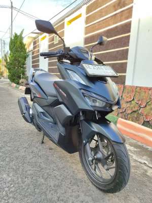 Jual bekas VARIO 160 2025 GREZZ BE Lampung KM 3rb FULL ORISINIL CASHKREDIT,lokasi di Bandar Lampung Kota