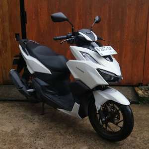 Jual bekas VARIO 160 CBS 2024 SURAT LENGKAP PAJAK PANJANG FULL ORIGINAL SIAP PAKE,lokasi di Bekasi Kota