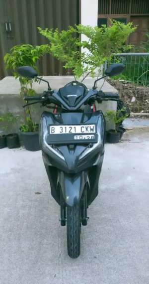 Jual bekas VARIO 1W5 LED NEW ISS REMOTE ORIGINAL TERAWAT,lokasi di  ,Bogor Kab.