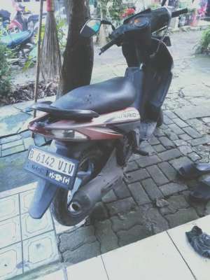 Jual bekas Vario cw karbu 2008 Masihngacir,lokasi di Tangerang Kota