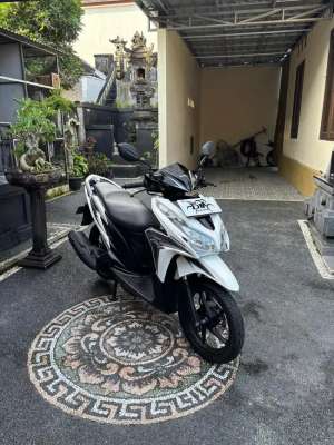 Jual bekas Vario kzr 125 2013 mulus terawat,lokasi di Denpasar Kota