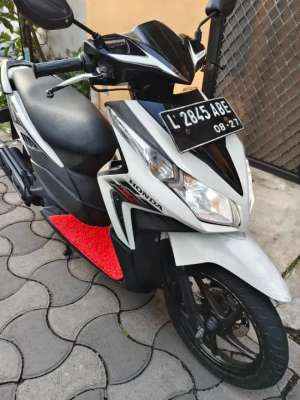 Jual bekas Vario Techno 2011 CW Putih Full Original Siap Pakai,lokasi di Surabaya Kota