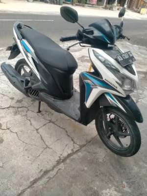 Jual bekas Vario125 2013st istimewa ex cewek pjak hidup,lokasi di Klaten Kab.
