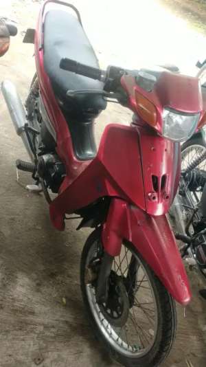 Jual bekas Vega R 2001 mesin lumayan siap kerja,lokasi di Surakarta Kota